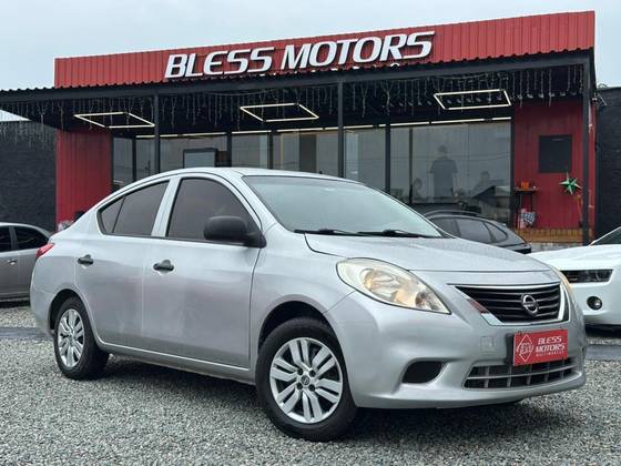 NISSAN VERSA 1.6 16V FLEX S 4P MANUAL NISSAN VERSA 1.6 16V FLEX S 4P MANUAL